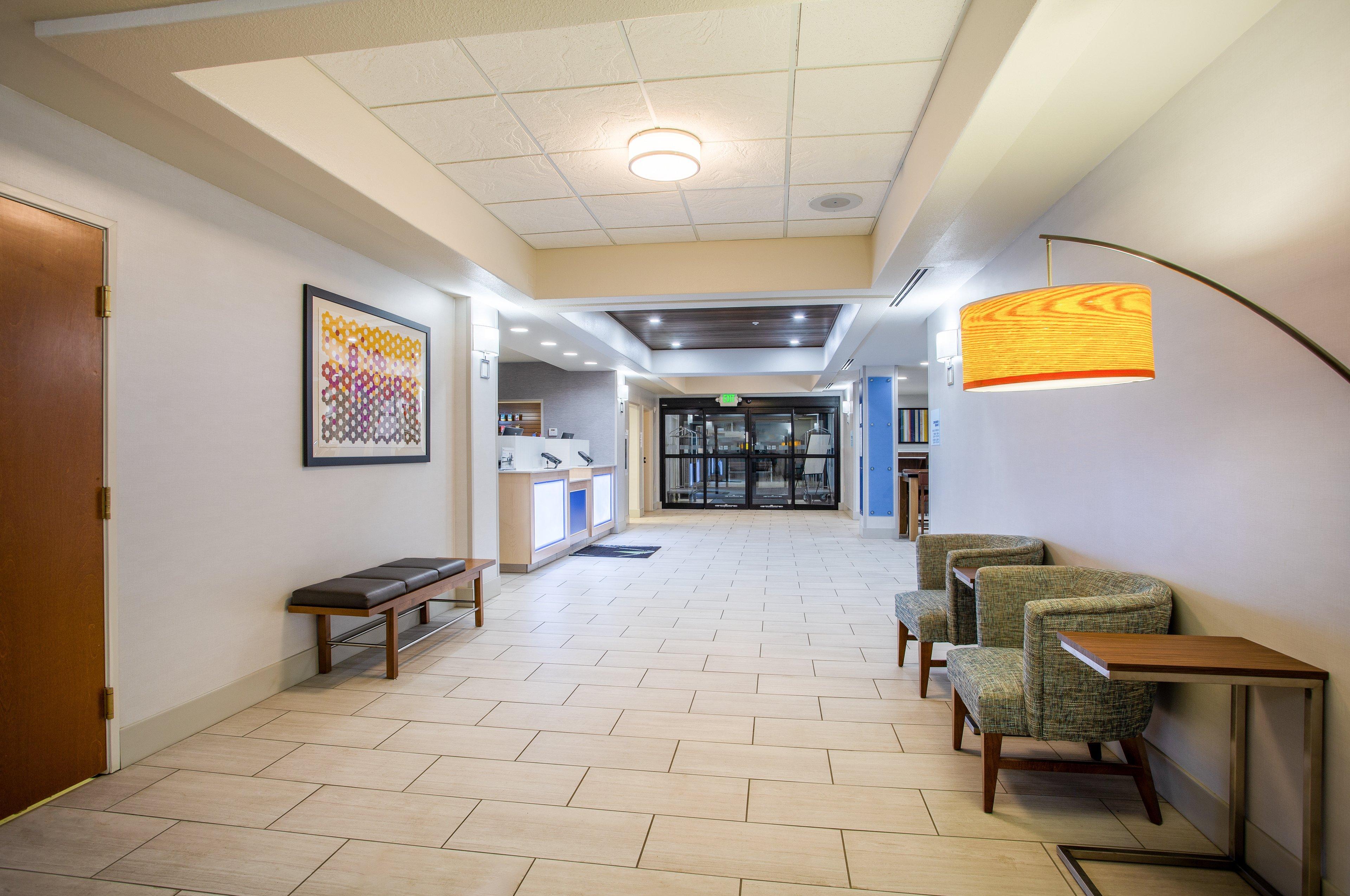 Holiday Inn Express Hotel & Suites Lewisburg By Ihg Eksteriør bilde