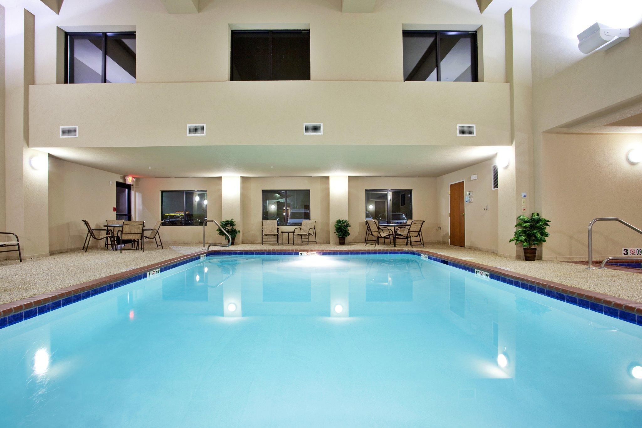 Holiday Inn Express Hotel & Suites Lewisburg By Ihg Eksteriør bilde